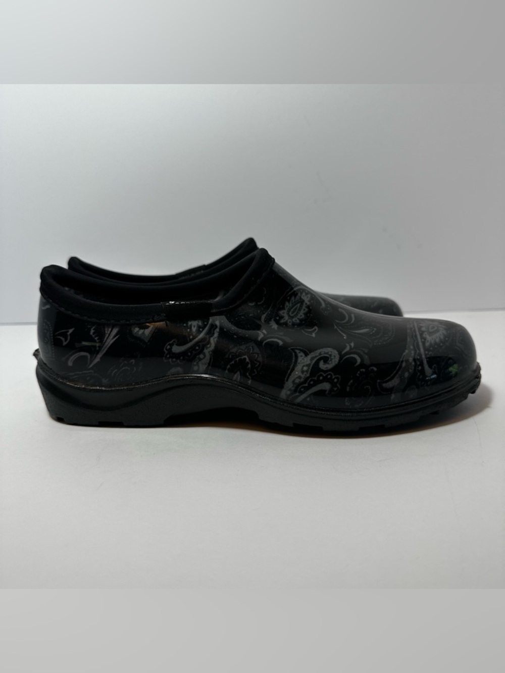 Sloggers Garden Clogs Shoes Womens Size 8 Black Paisley Waterproof Made USA